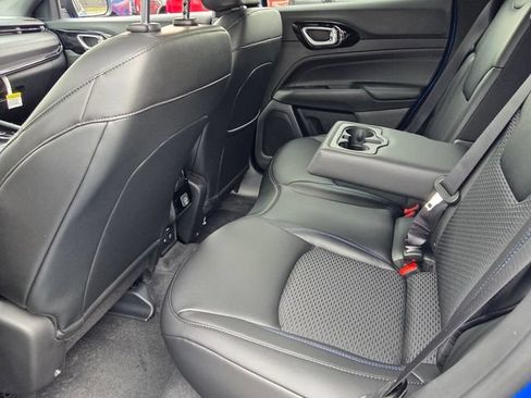 New 2026 Jeep Compass Latitude AWD/4WD image 12