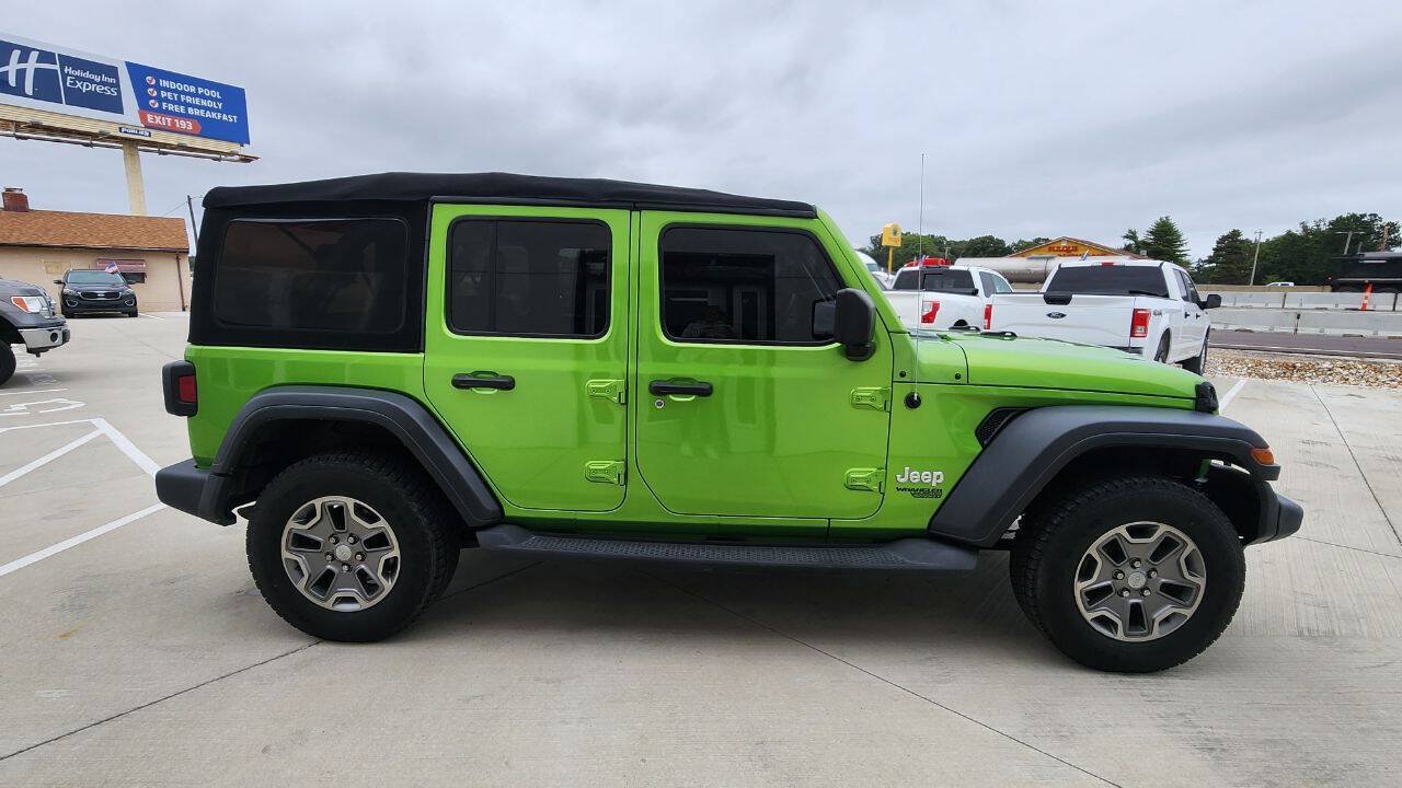 Used 2018 Jeep Wrangler Unlimited Sport S AWD/4WD image 7