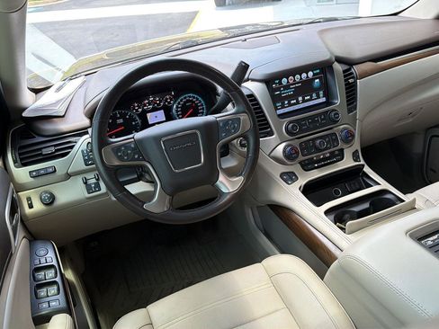Used 2019 GMC Yukon Denali w/ Open Road Package RWD image 21