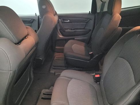Used 2016 Chevrolet Traverse LT w/ Style and Technology Package image 18