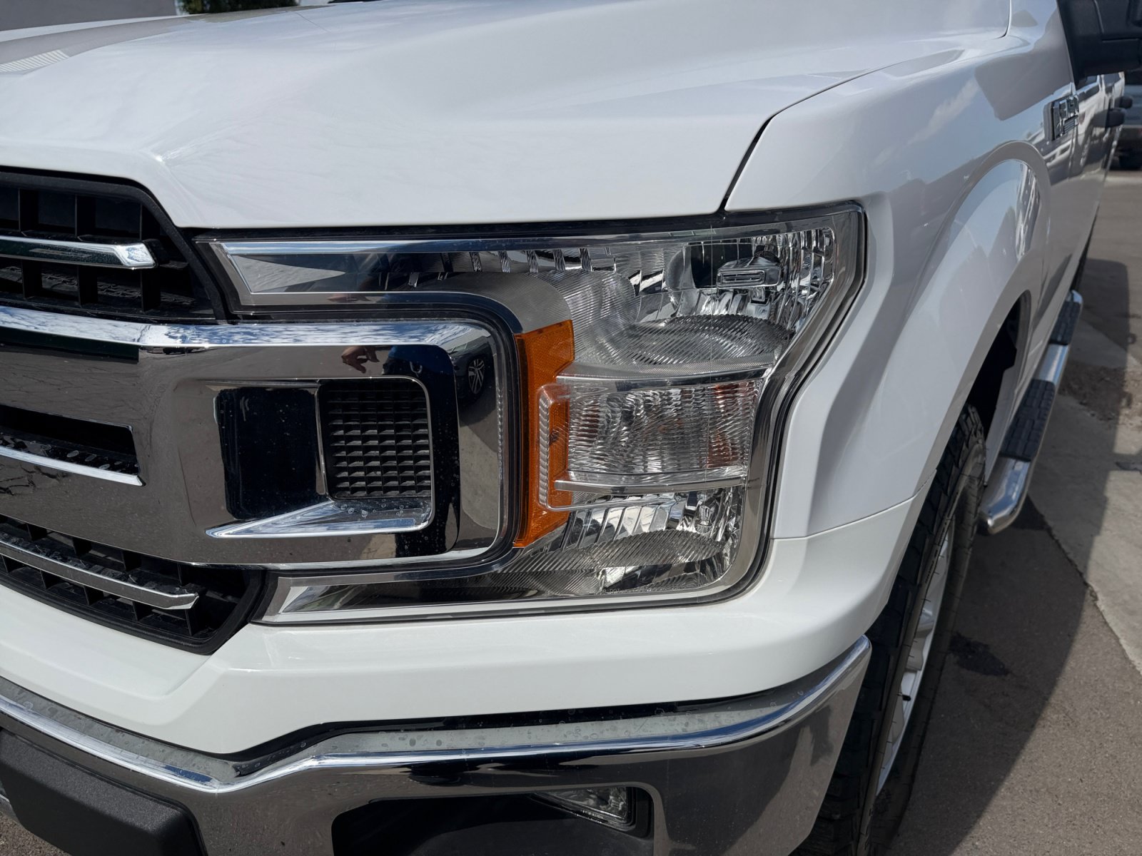 Used 2018 Ford F150 XLT w/ Equipment Group 301A Mid AWD/4WD image 9