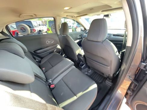 Used 2021 Honda HR-V EX image 33