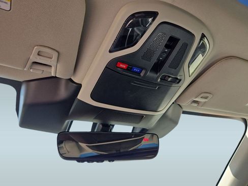 Used 2024 Subaru Outback Limited image 16