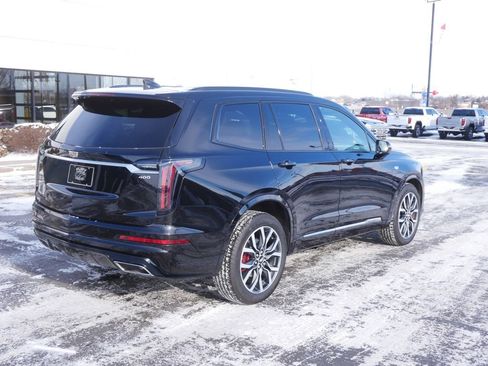 Used 2024 Cadillac XT6 Sport w/ LPO, Floor Liner Package image 7