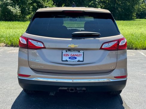 Used 2019 Chevrolet Equinox LT w/ Driver Convenience Package FWD image 10