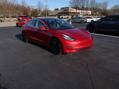 Used 2018 Tesla Model 3 Long Range image 13
