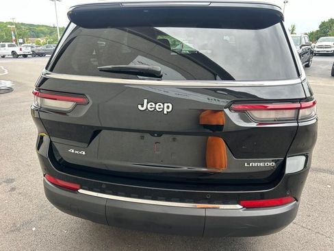 Used 2023 Jeep Grand Cherokee L Laredo AWD/4WD image 5