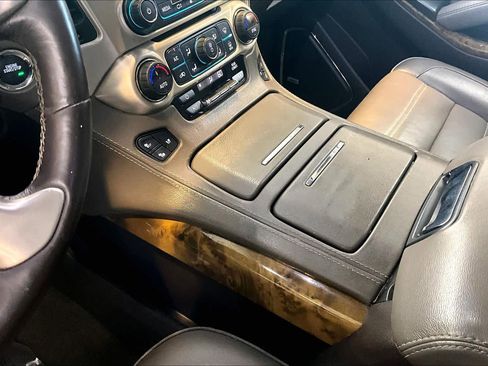 Used 2017 GMC Yukon Denali w/ Open Road Package RWD image 16