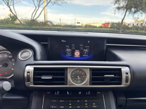 Used 2015 Lexus IS 250 RWD image 24