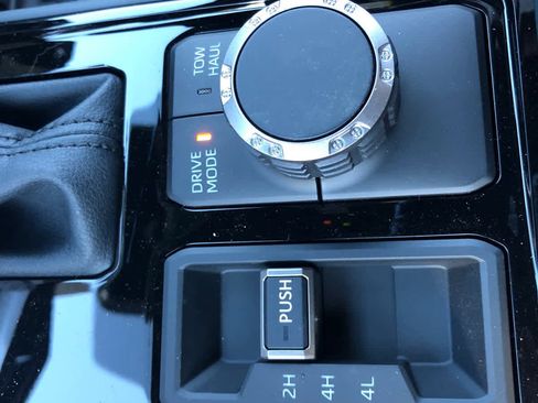 New 2026 Toyota Tundra SR5 AWD/4WD image 17