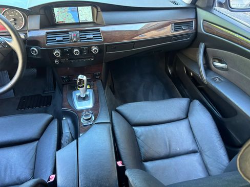 Used 2010 BMW 535i xDrive Wagon AWD/4WD image 26