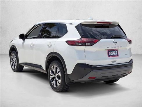 Used 2021 Nissan Rogue SV FWD image 8