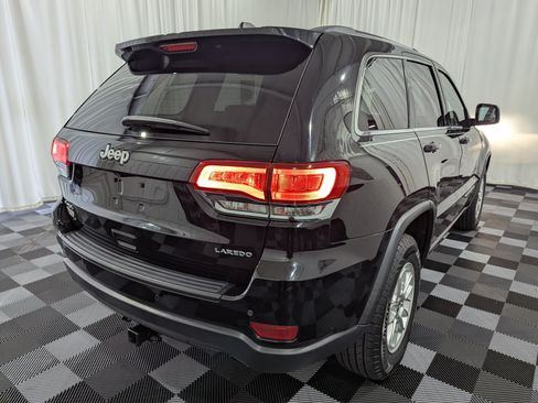 Used 2018 Jeep Grand Cherokee Laredo AWD/4WD image 7