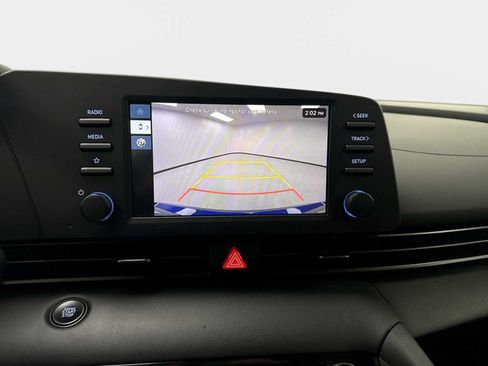 Used 2025 Hyundai Elantra Sport FWD image 22