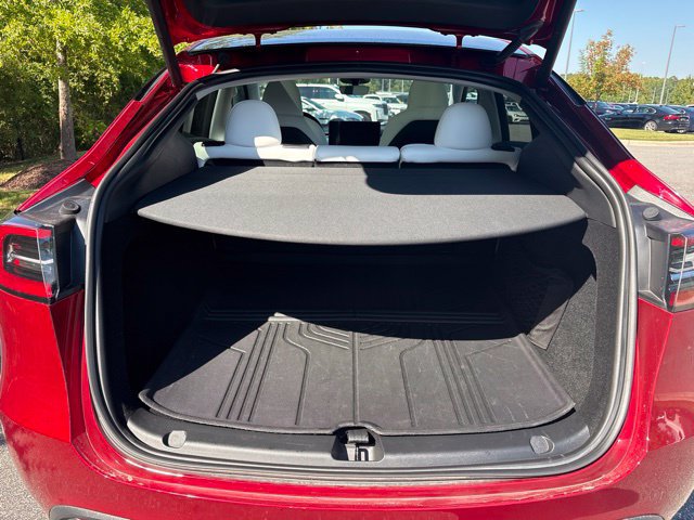 Used 2024 Tesla Model Y Long Range AWD/4WD image 6