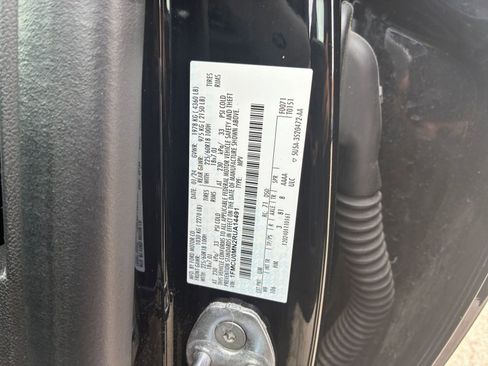 Used 2024 Ford Escape ST-Line image 30