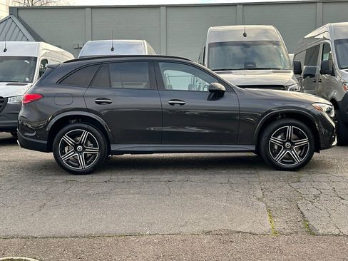 New 2026 Mercedes-Benz GLC 300 4MATIC image 3