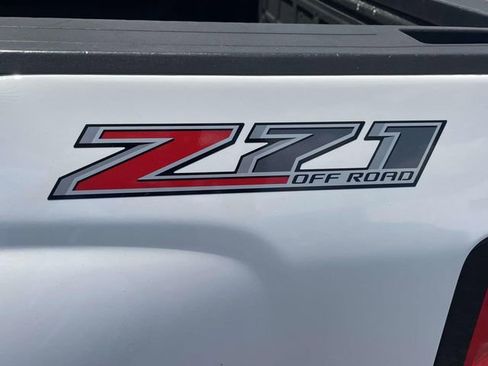 Used 2017 Chevrolet Silverado 2500 LT w/ LT Fleet Convenience Package AWD/4WD image 10