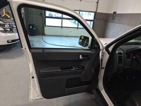 Used 2012 Ford Escape Limited AWD/4WD image 10