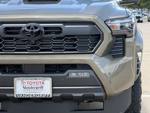New 2026 Toyota Tacoma 4x4 Double Cab image 9