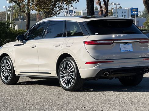 Certified 2022 Lincoln Corsair Grand Touring w/ Elements Technology Bundle image 6