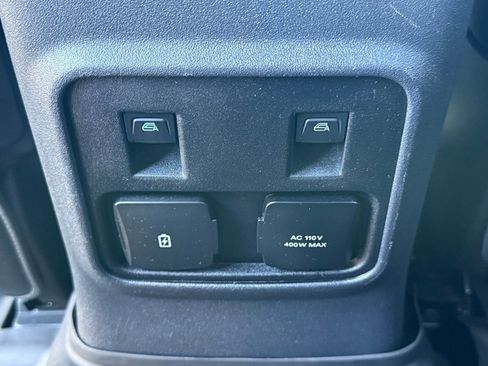 Used 2023 Ford Bronco Badlands image 43