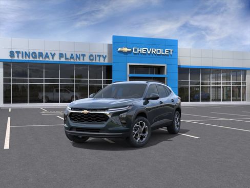 New 2026 Chevrolet Trax LT w/ Driver Confidence Package FWD image 10