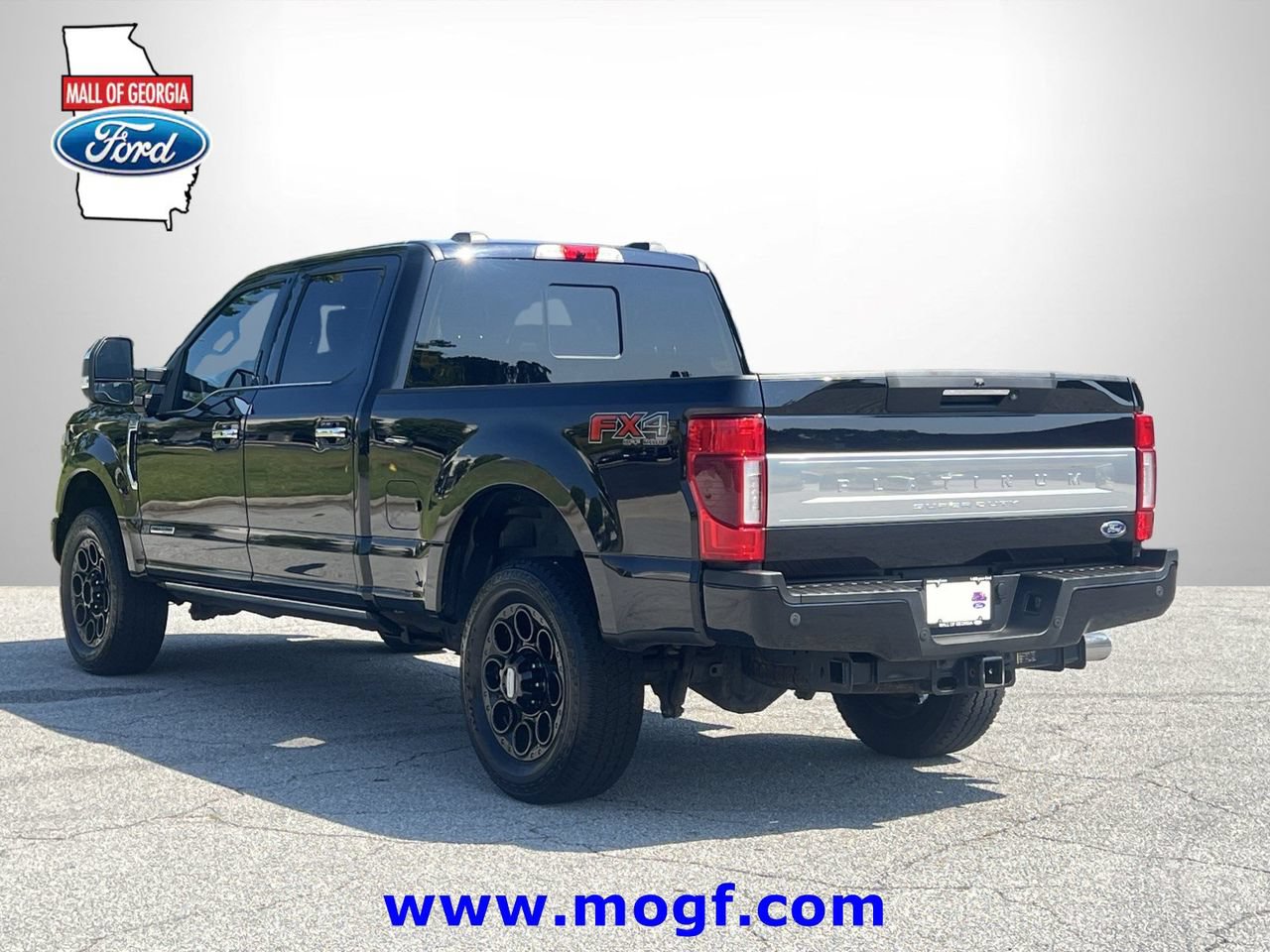 Used 2022 Ford F250 Platinum AWD/4WD image 1