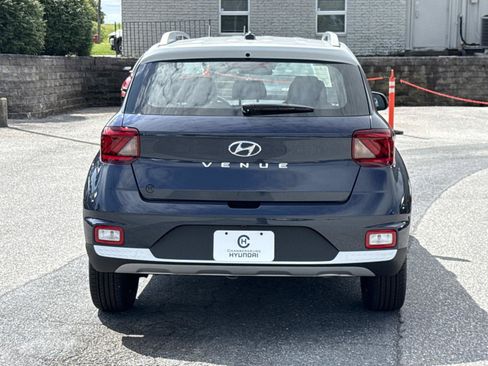 New 2026 Hyundai Venue SEL FWD image 13