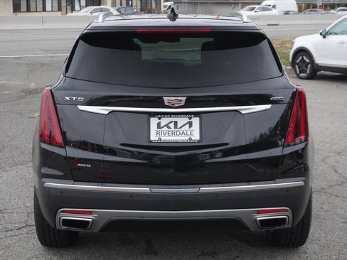 Used 2024 Cadillac XT5 Premium Luxury image 16