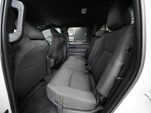 Used 2025 Toyota Tacoma SR5 AWD/4WD image 23