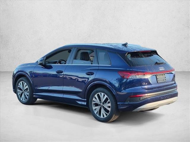 Used 2023 Audi Q4 e-tron Premium Plus w/ Premium Plus RWD image 7
