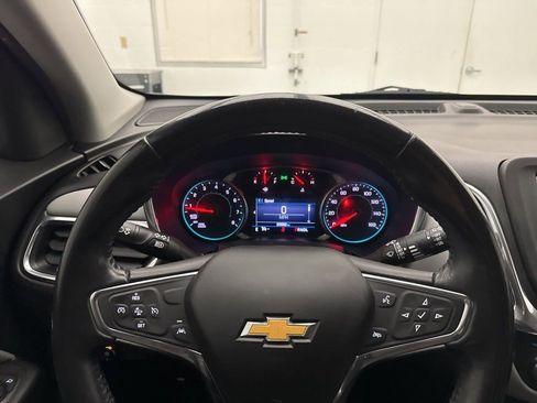 Used 2019 Chevrolet Equinox LT image 17