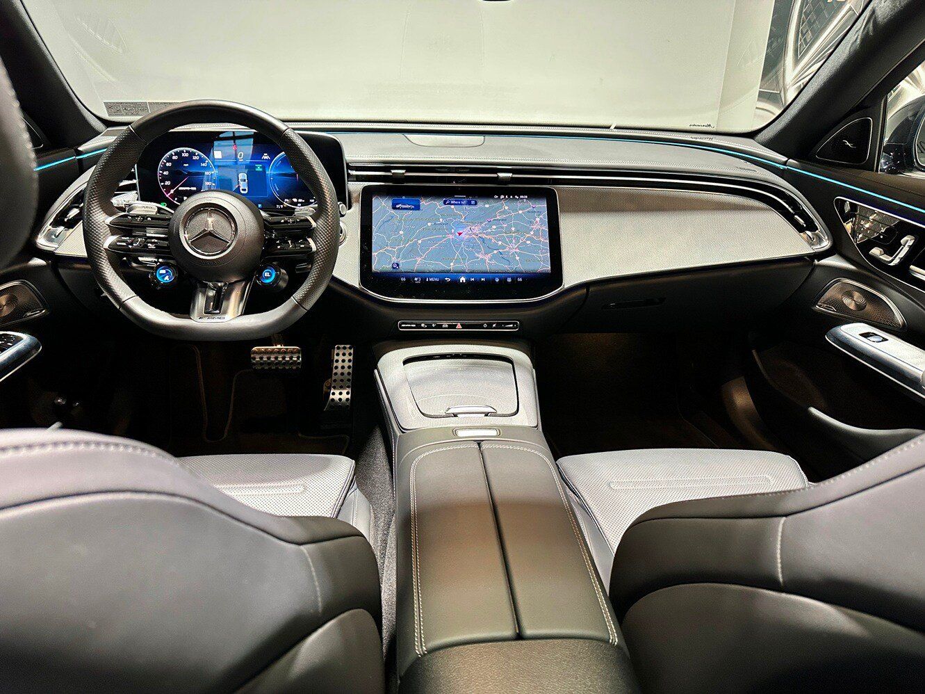 Certified 2025 Mercedes-Benz E 53 AMG e 4MATIC Sedan image 9