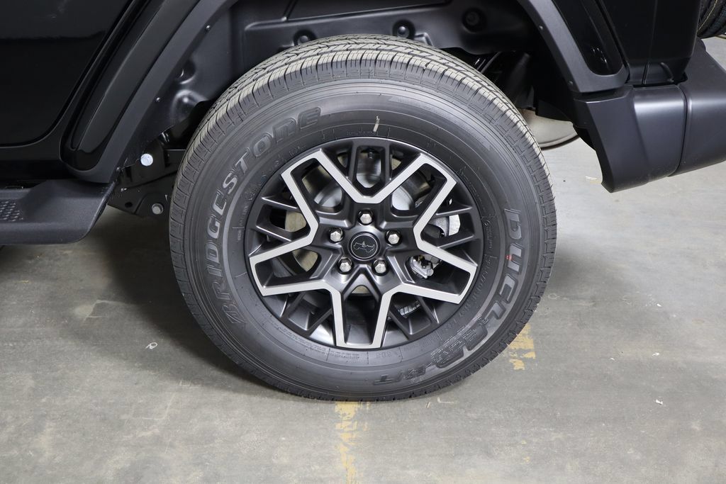 New 2027 Jeep Wrangler Unlimited Sahara AWD/4WD image 47