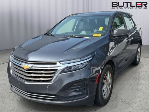 Used 2022 Chevrolet Equinox LS FWD image 1