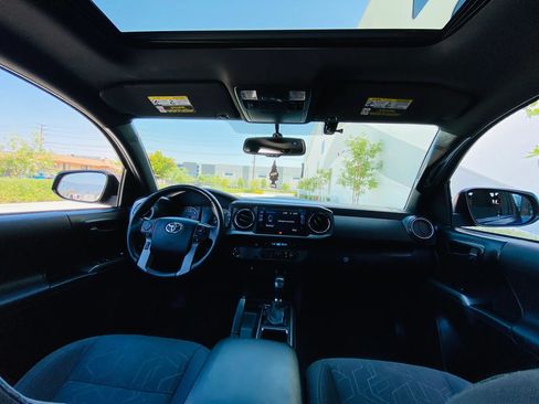 Used 2016 Toyota Tacoma TRD Sport RWD image 33