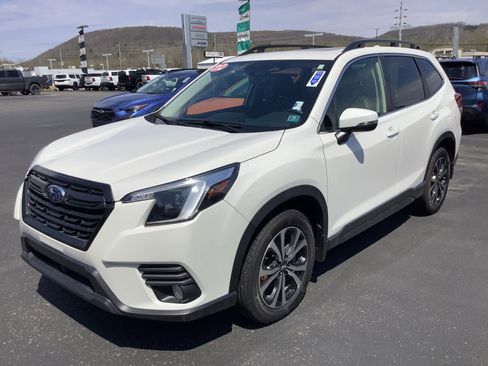 Used 2022 Subaru Forester Limited AWD/4WD image 4