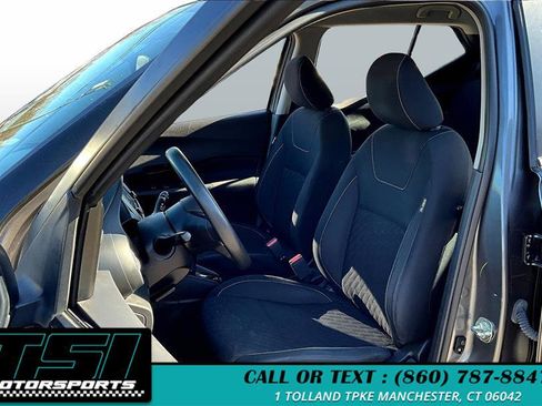 Used 2022 Nissan Kicks S image 25