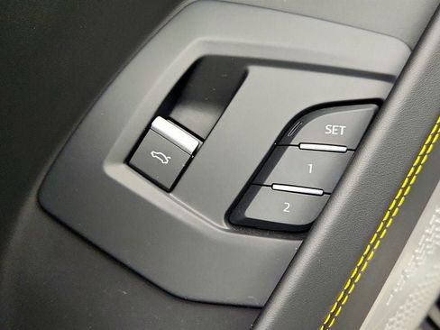 Used 2022 Lamborghini Urus AWD with Carbon Fiber Packages image 30