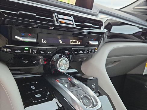 New 2026 Acura MDX SH-AWD w/ Technology Package image 8