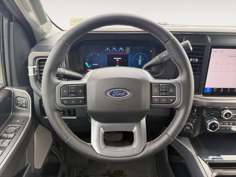 Certified 2025 Ford F450 Lariat w/ FX4 Off-Road Package AWD/4WD image 13