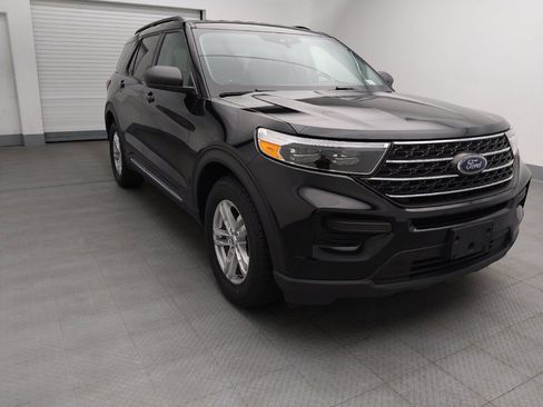 Used 2022 Ford Explorer XLT image 14