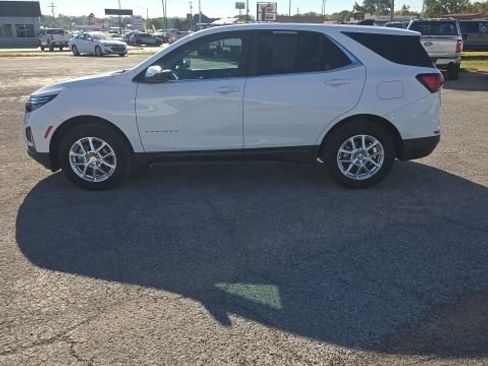 Used 2024 Chevrolet Equinox LT AWD/4WD image 6