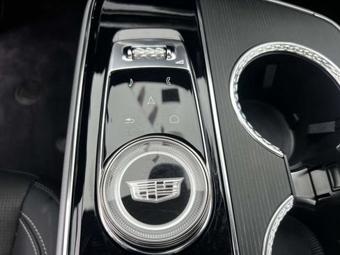 Used 2024 Cadillac Lyriq Luxury AWD/4WD image 34