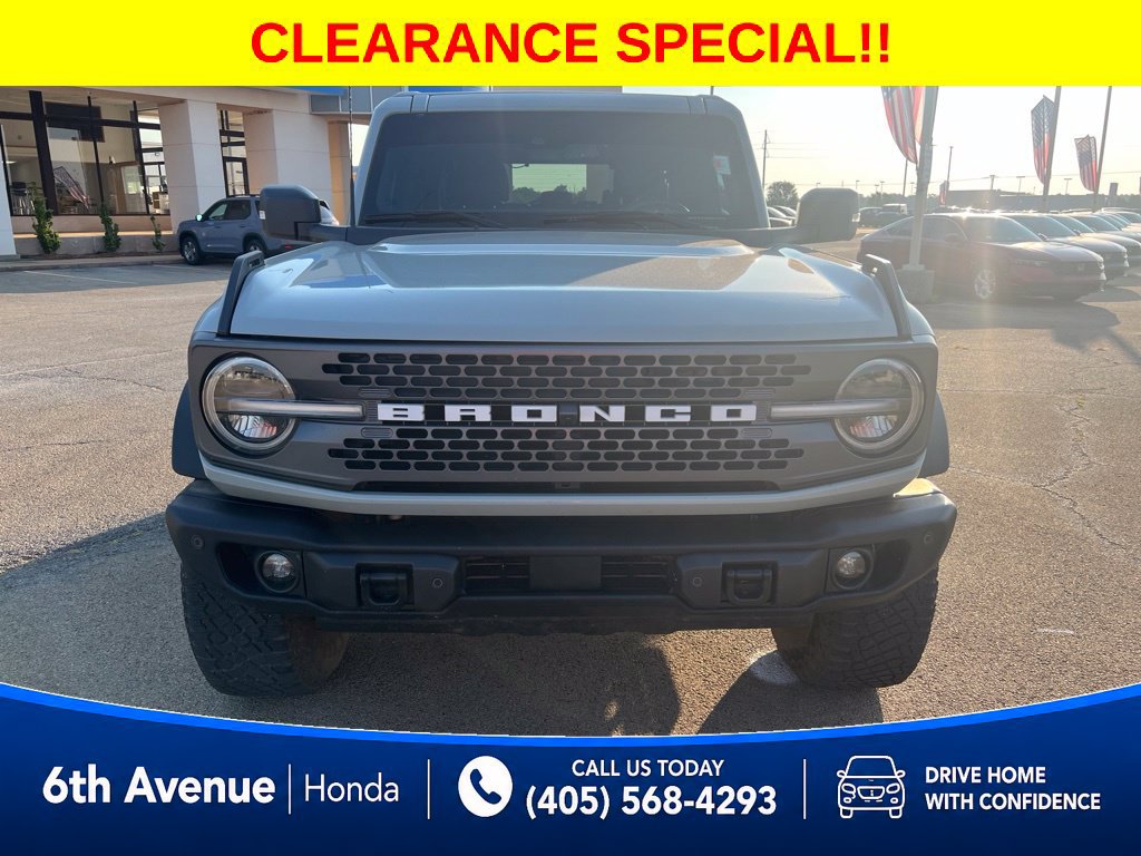 Used 2023 Ford Bronco Badlands w/ Sasquatch Package AWD/4WD image 2