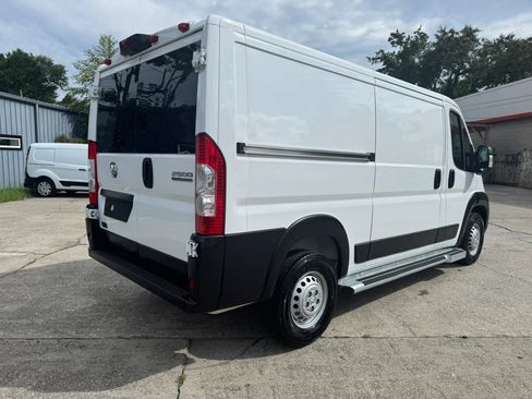 Used 2025 RAM ProMaster 2500 w/ U-Haul Equipment Group FWD image 10