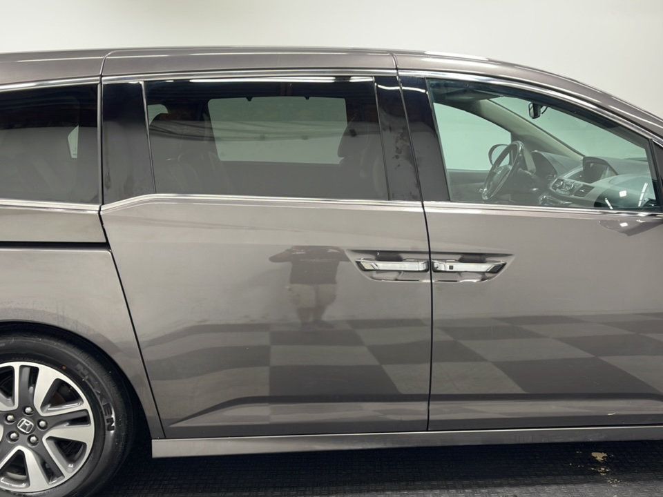 Used 2016 Honda Odyssey Touring image 20