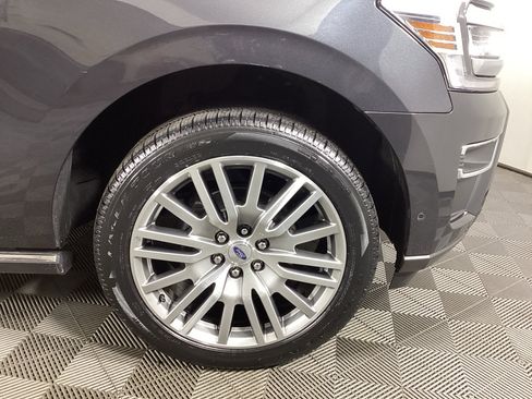 Used 2022 Ford Expedition Max Limited image 7
