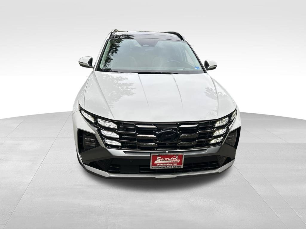 Used 2025 Hyundai Tucson Limited FWD image 9